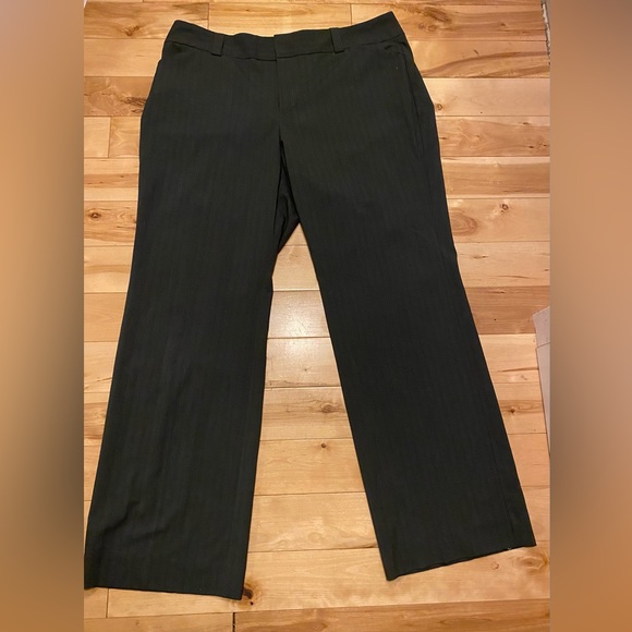 Gap stretch curvy fit Dress Pants. New. - Picture 2 of 7